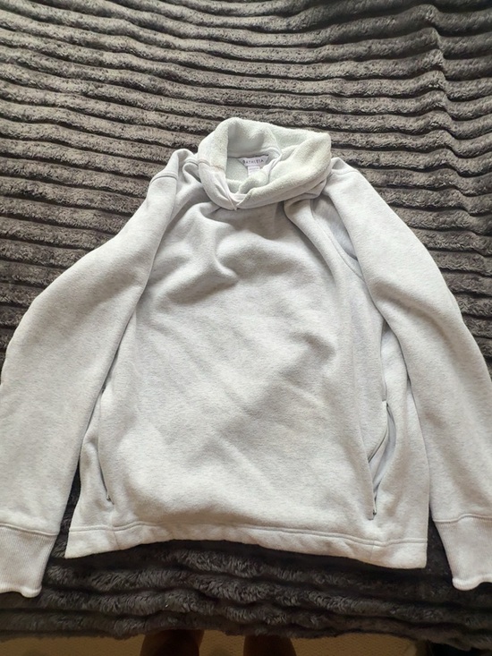 Athleta Sweaters - Athleta heather Gray Funnel Neck Sweater